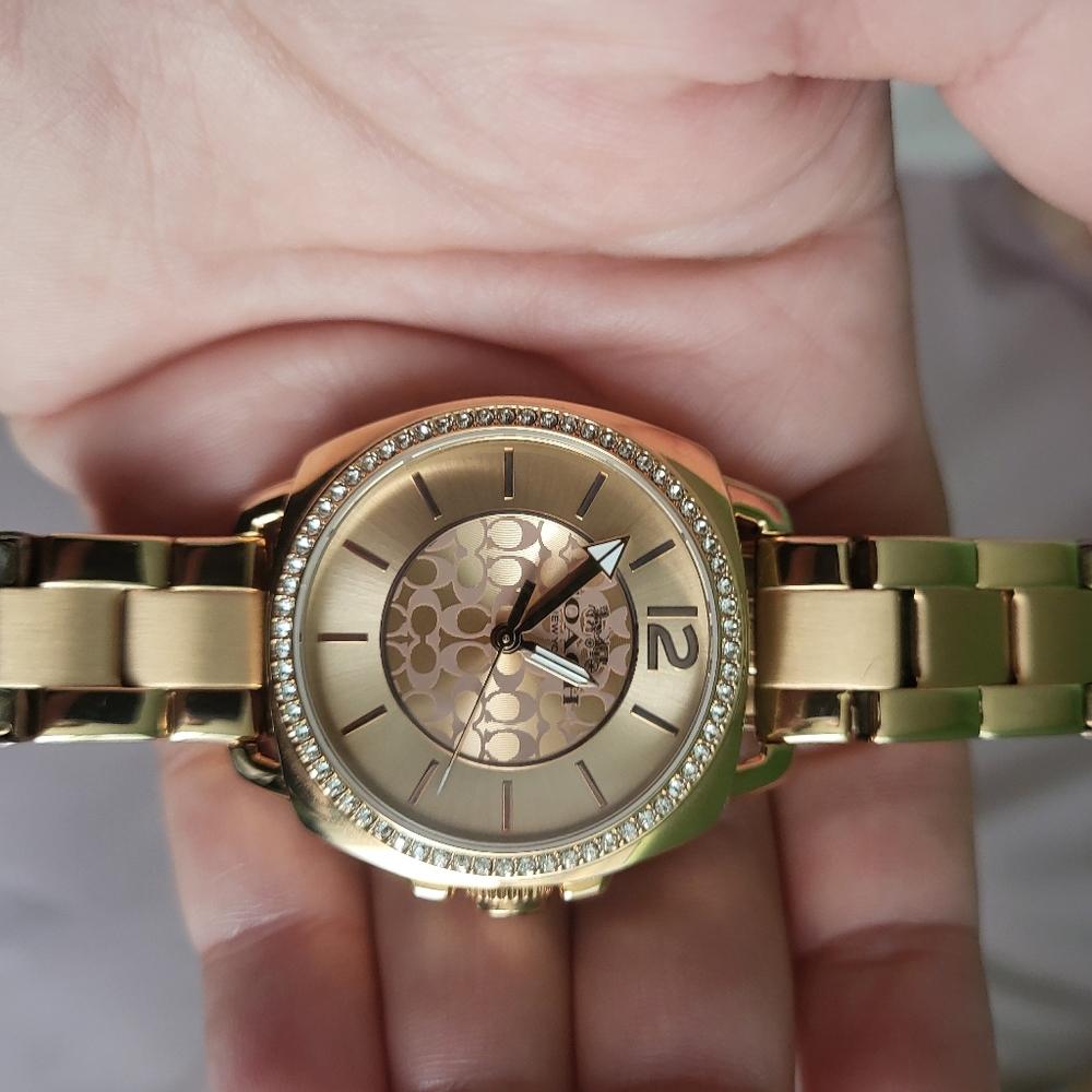 Womens boyfriend watch